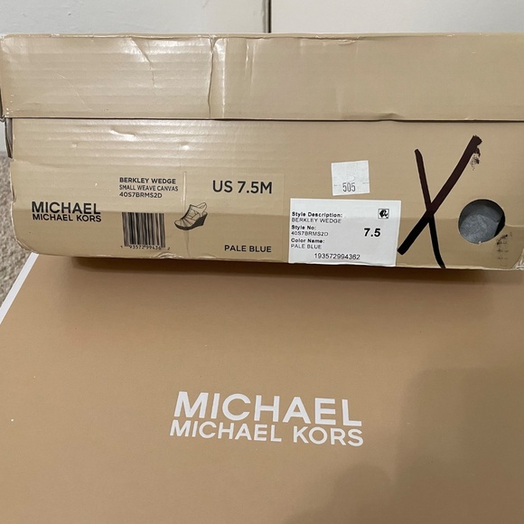 Michael Kors-Berkley Espadrille Platform Wedge-Size US 7.5M-NEW - Picture 16 of 16